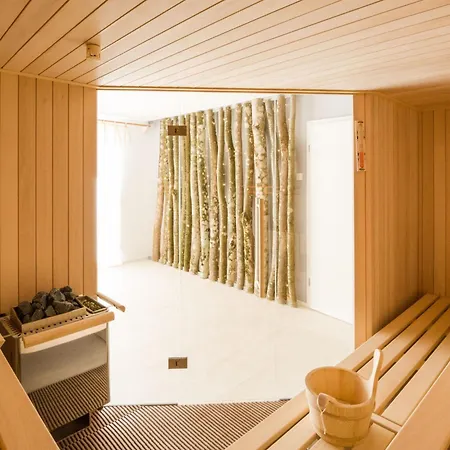 Apartment Large In Urberg